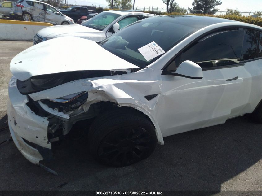 2022 TESLA MODEL Y LONG RANGE 7SAYGAEE9NF357827