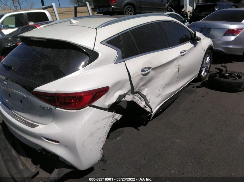2019 INFINITI QX30 LUXE SJKCH5CP3KA008289