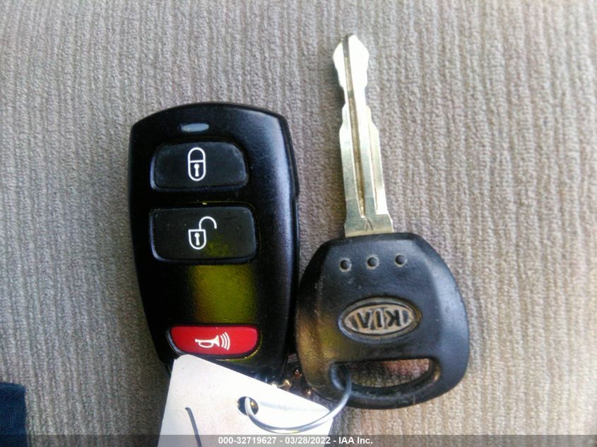 2014 KIA SEDONA LX KNDMG4C72E6543920