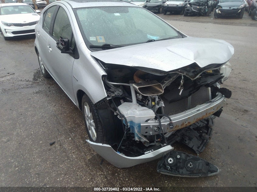 2014 TOYOTA PRIUS VIN: JTDKDTB30E1061663
