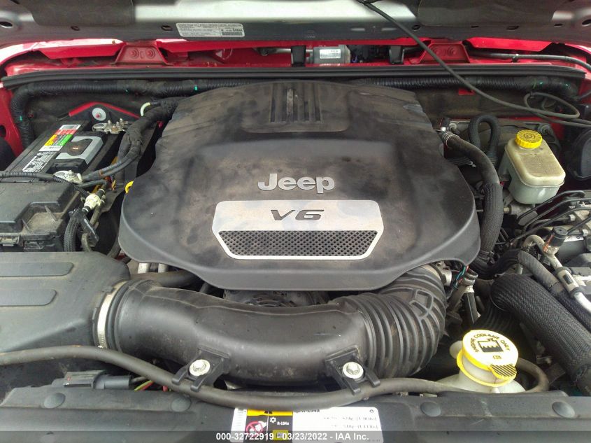 2014 JEEP WRANGLER UNLIMITED SAHARA 1C4BJWEG1EL283125