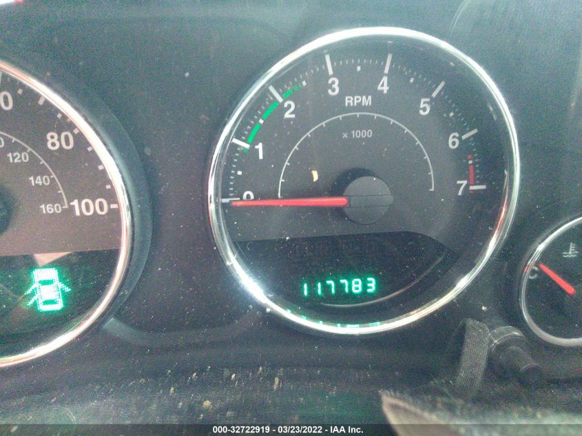 2014 JEEP WRANGLER UNLIMITED SAHARA 1C4BJWEG1EL283125