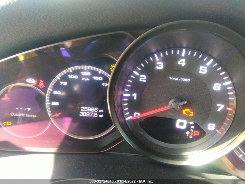 Auction sale of the 2020 PORSCHE CAYENNE , vin: WP1AA2AY6LDA01733, lot number: 32724040