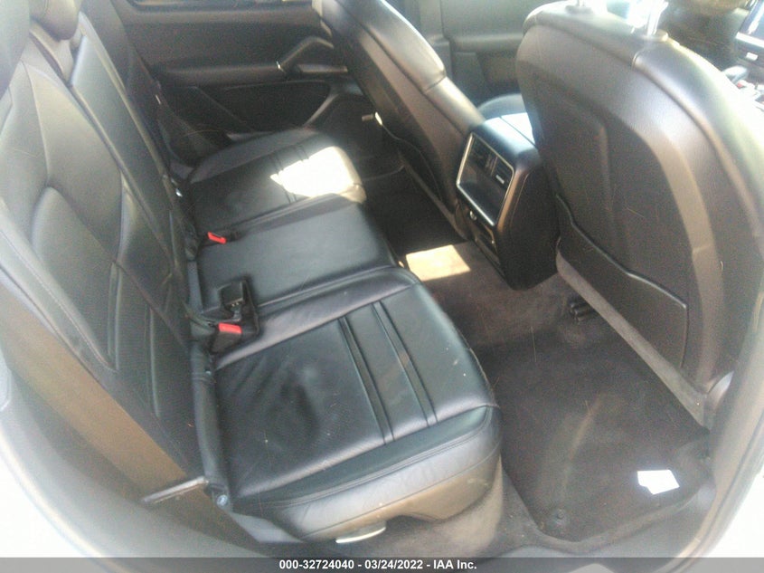 Auction sale of the 2020 PORSCHE CAYENNE , vin: WP1AA2AY6LDA01733, lot number: 32724040