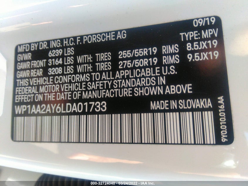 Auction sale of the 2020 PORSCHE CAYENNE , vin: WP1AA2AY6LDA01733, lot number: 32724040