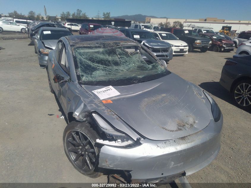 2018 TESLA MODEL 3 LONG RANGE 5YJ3E1EB9JF114595