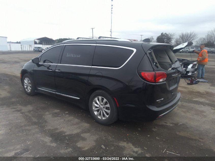 2019 CHRYSLER PACIFICA TOURING L 2C4RC1BG5KR715198