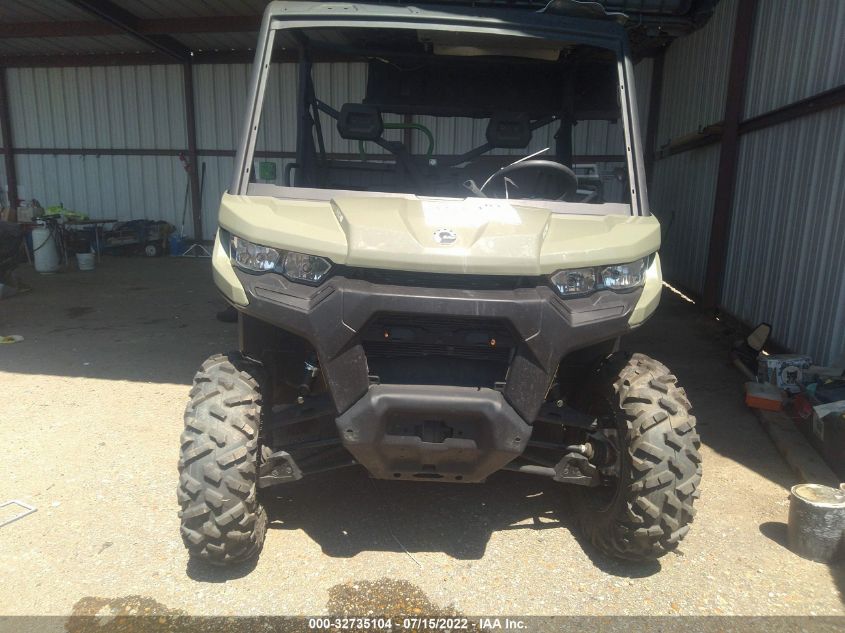 2021 CAN-AM DEFENDER HD8 3JBUGAN4XMK003195