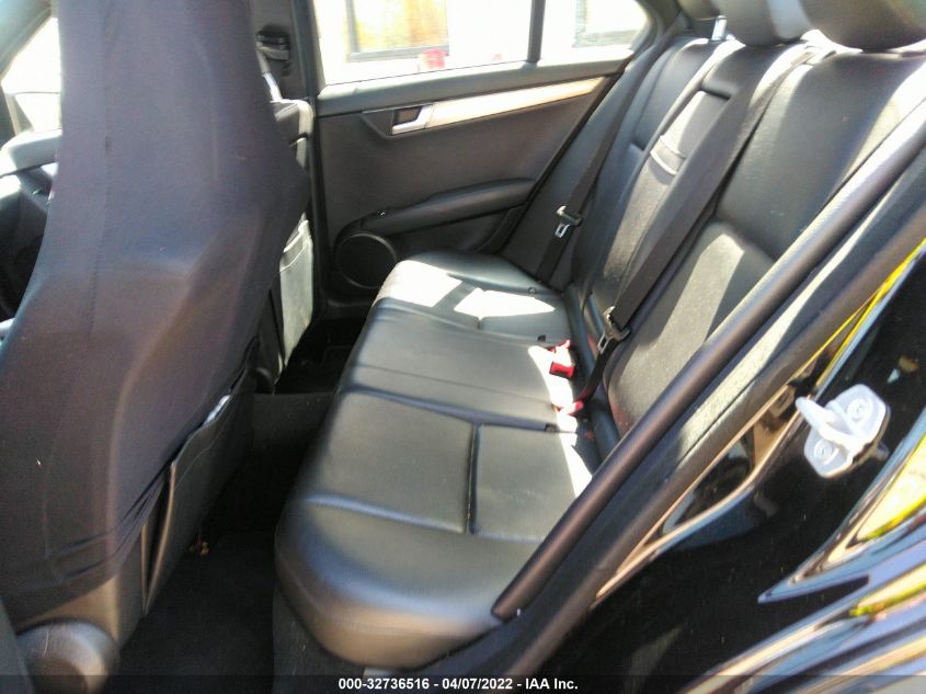 2013 MERCEDES-BENZ C-CLASS C 300 WDDGF8AB9DR282089