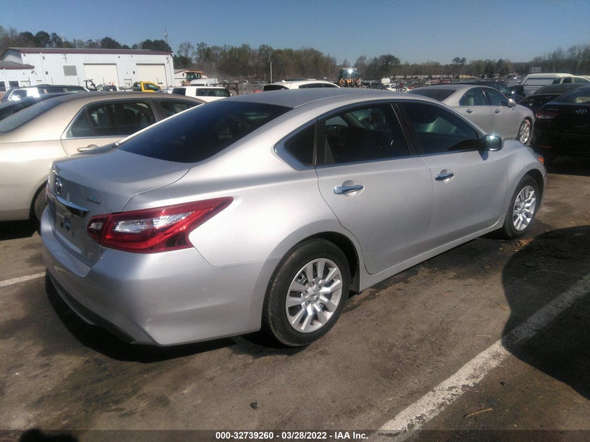 2017 NISSAN ALTIMA VIN: 1N4AL3AP4HN323920