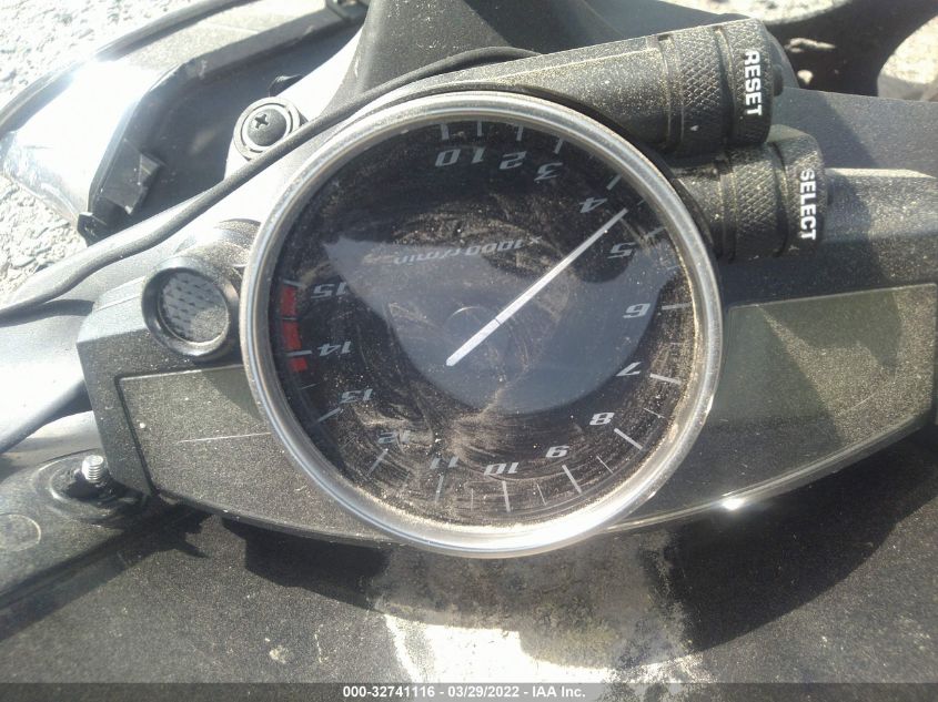2005 YAMAHA YZFR1 JYARN13E45A009349