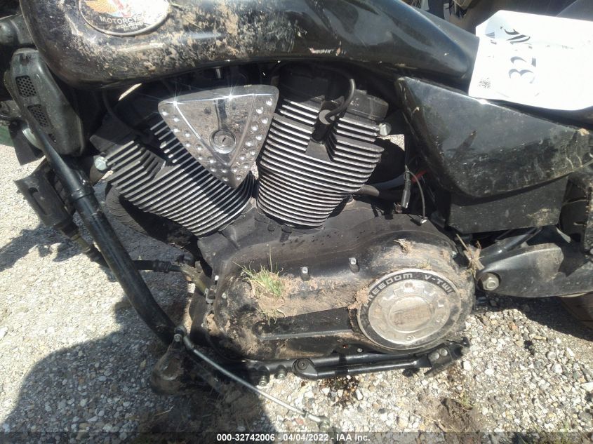 2006 VICTORY MOTORCYCLES VEGAS 8-BALL 5VPAB26D163001428
