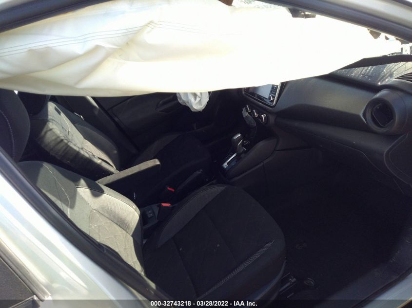 2020 NISSAN KICKS S 3N1CP5BV2LL576858