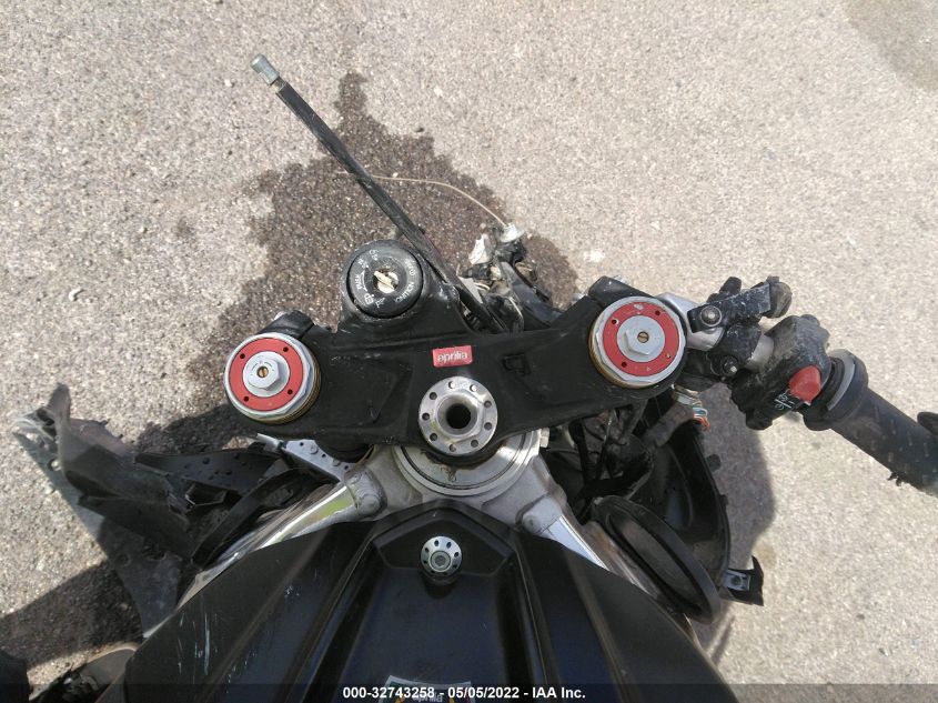 2018 APRILIA RSV4 ZD4KEU002JS001680