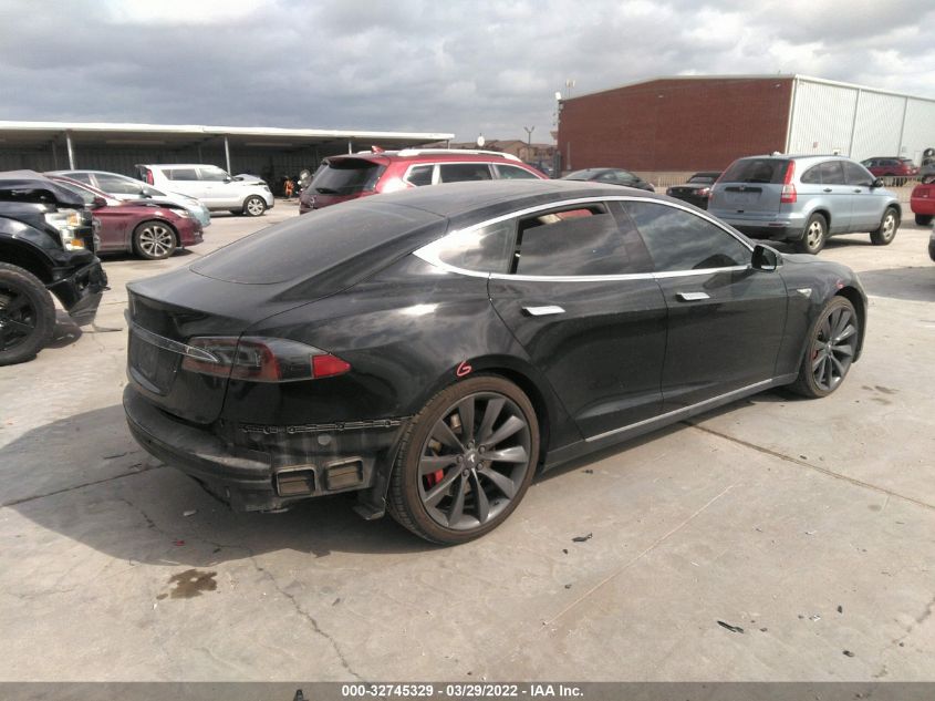 2013 TESLA MODEL S 5YJSA1CN6DFP23023