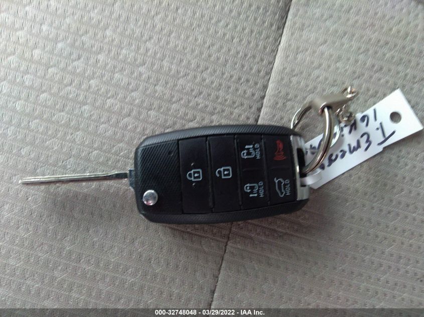 2016 KIA SEDONA LX KNDMB5C10G6194596