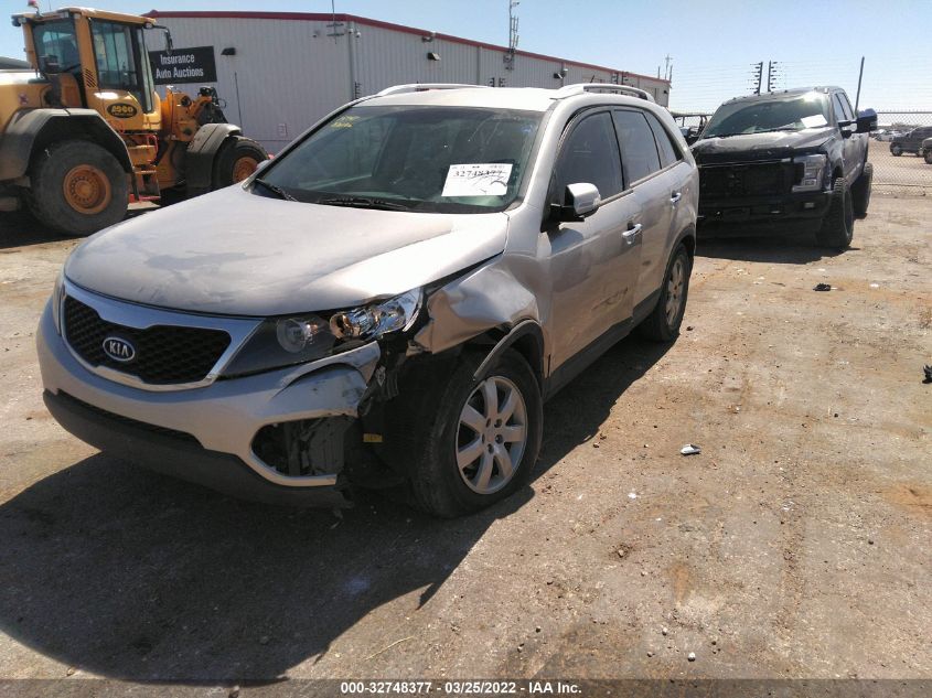 2013 KIA SORENTO LX 5XYKT3A65DG413178