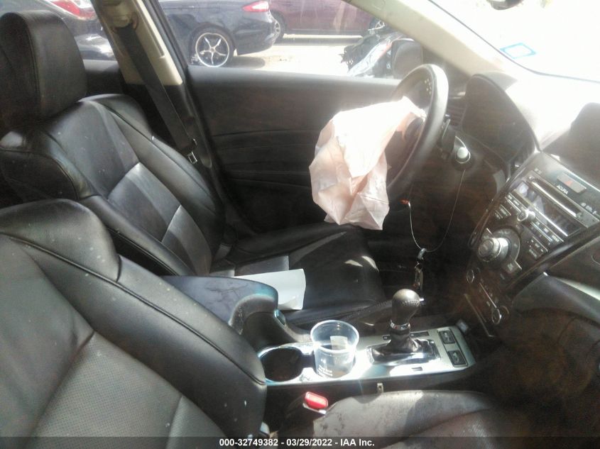 2013 ACURA ILX TECH PKG 19VDE1F72DE002738