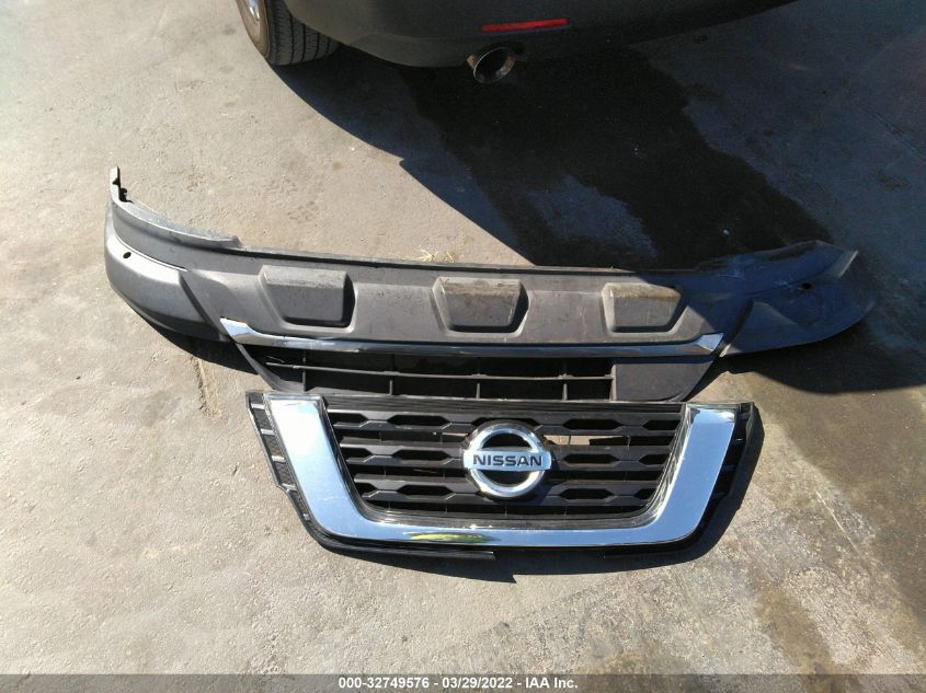 2017 NISSAN PATHFINDER SV 5N1DR2MN2HC686878