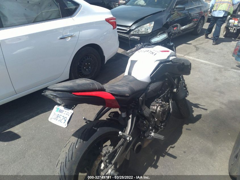 2018 YAMAHA MT07 C JYARM27Y8JA000340