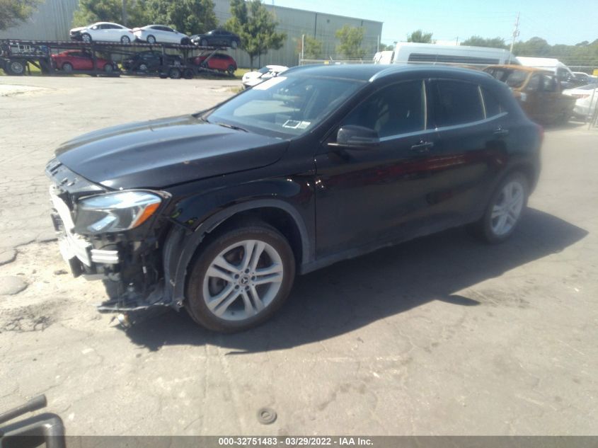 2019 MERCEDES-BENZ GLA WDCTG4GB8KU009218