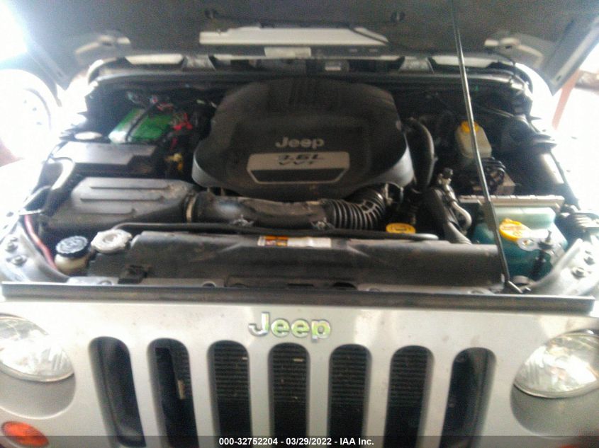 2013 JEEP WRANGLER UNLIMITED SAHARA - 1C4BJWEG2DL551906