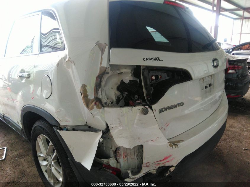 2015 KIA SORENTO LX 5XYKT3A61FG609525