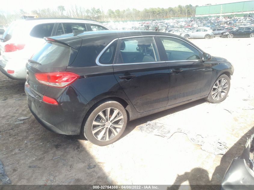 2018 HYUNDAI ELANTRA GT KMHH35LE8JU028472