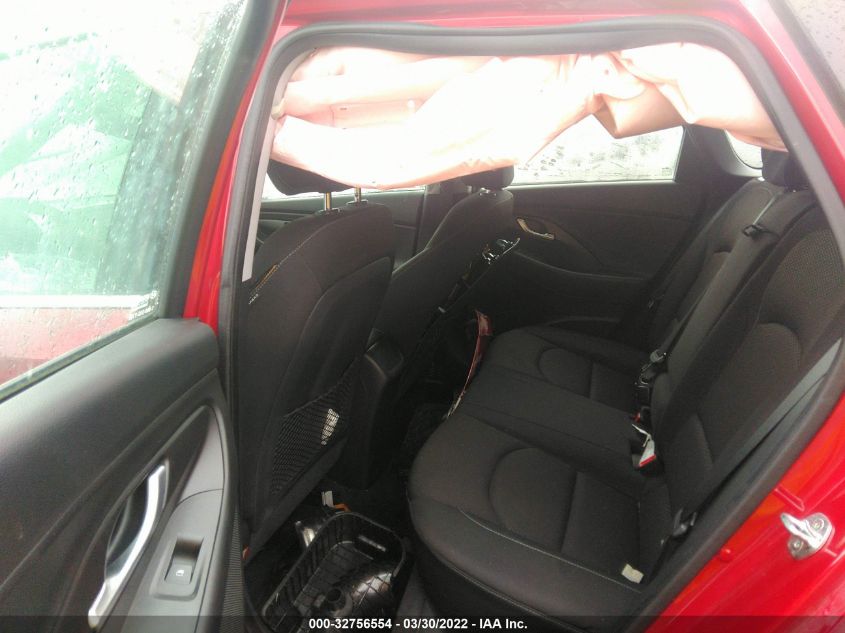2019 HYUNDAI ELANTRA GT KMHH35LE9KU088407