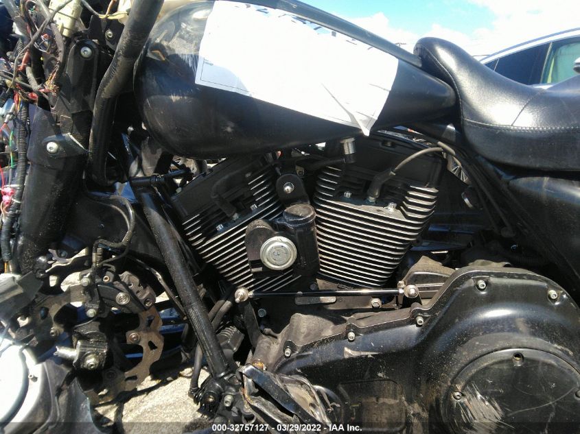 2013 HARLEY-DAVIDSON FLHX STREET GLIDE 1HD1KBM19DB691972