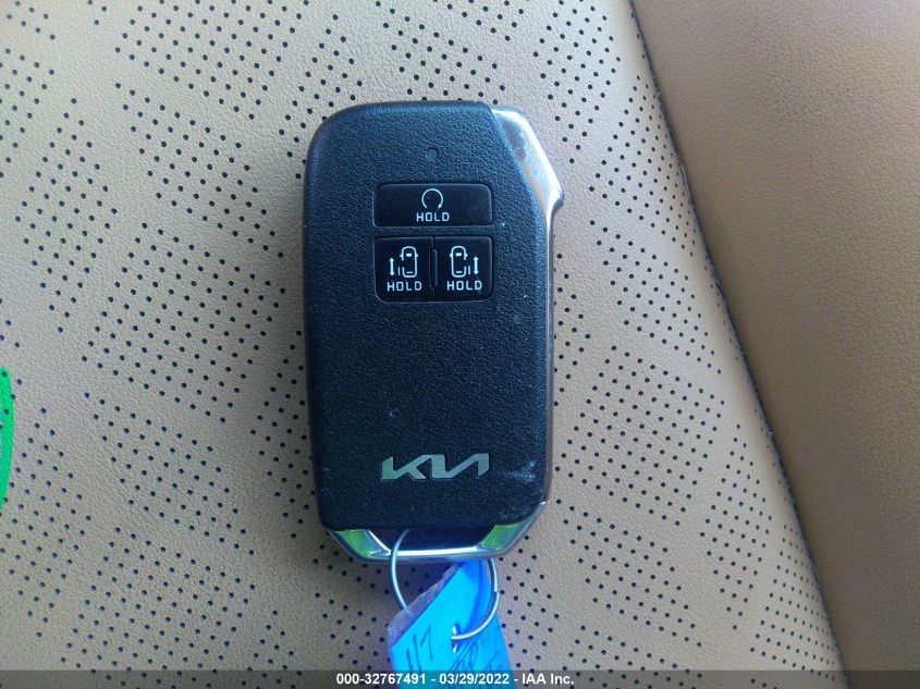 2022 KIA CARNIVAL LXS KNDNB4H33N6109109