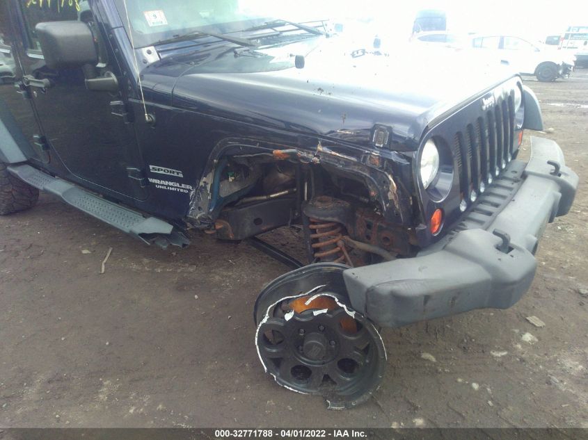 2013 JEEP WRANGLER UNLIMITED SPORT 1C4BJWDG5DL552887