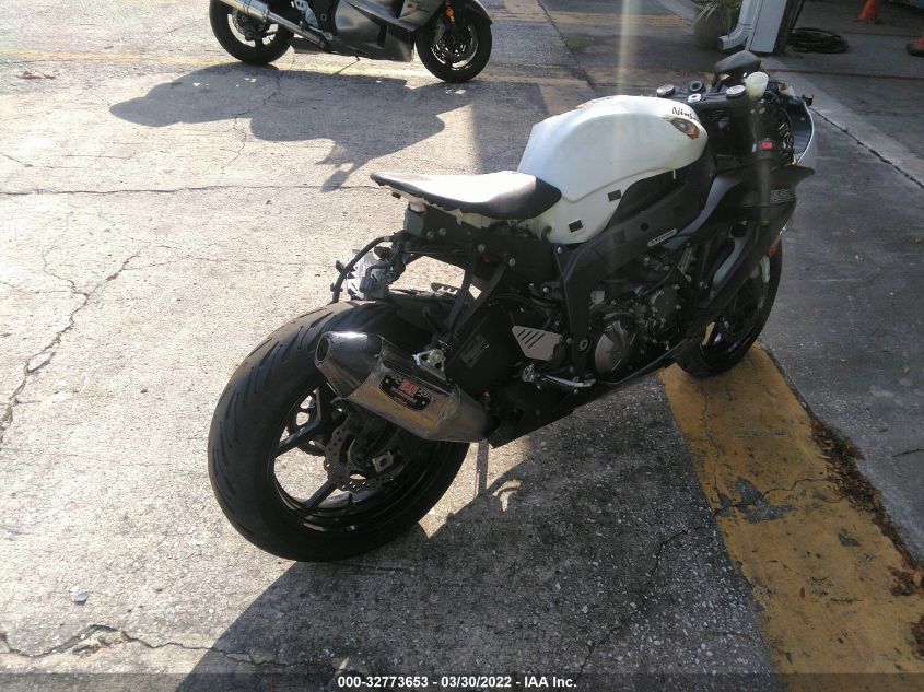 2014 KAWASAKI ZX636 E JKBZXJE10EA011582