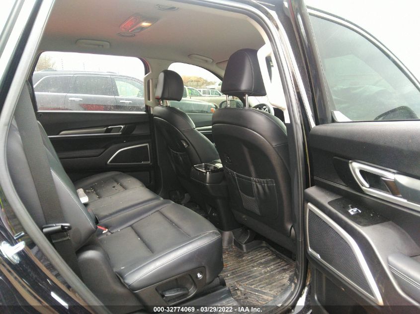 2022 KIA TELLURIDE LX 5XYP24HC2NG222300