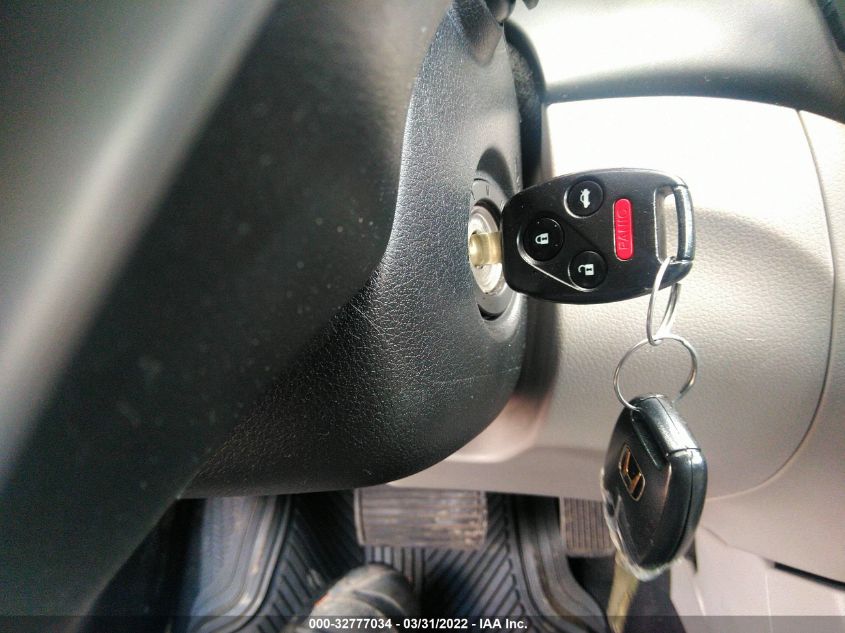 2013 HONDA CIVIC SDN LX 2HGFB2F57DH587707