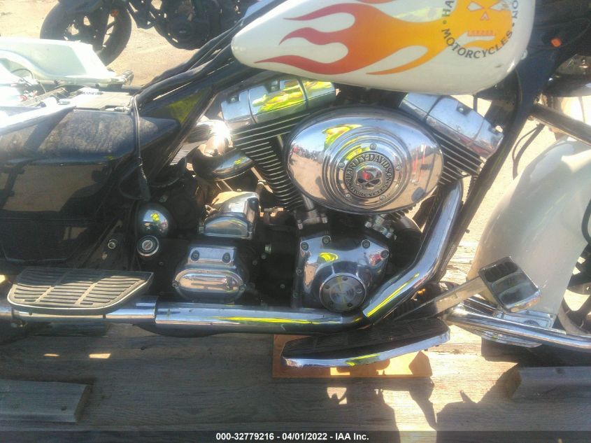 2001 HARLEY-DAVIDSON FLHPI 1HD1FHW131Y646409