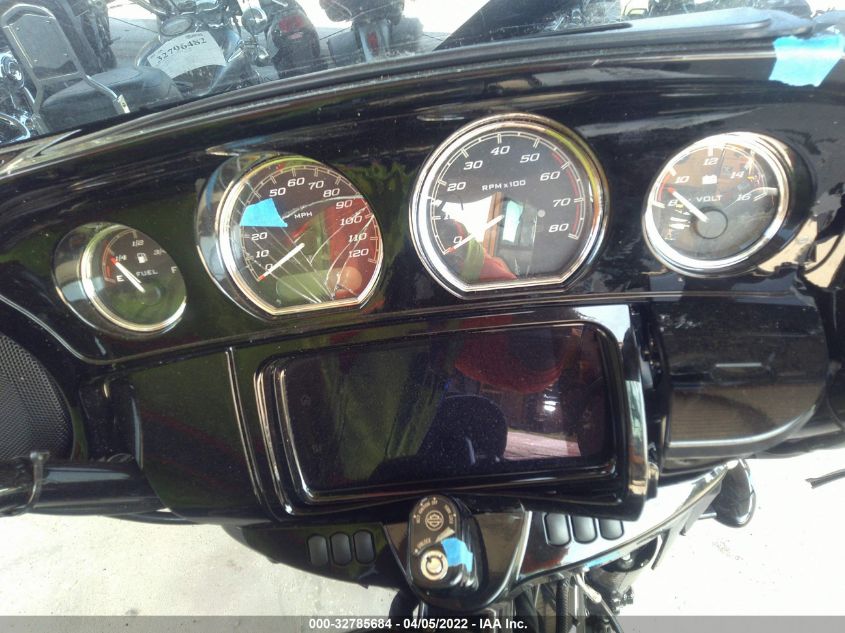 2021 HARLEY-DAVIDSON FLHXS 1HD1KRP19MB633719
