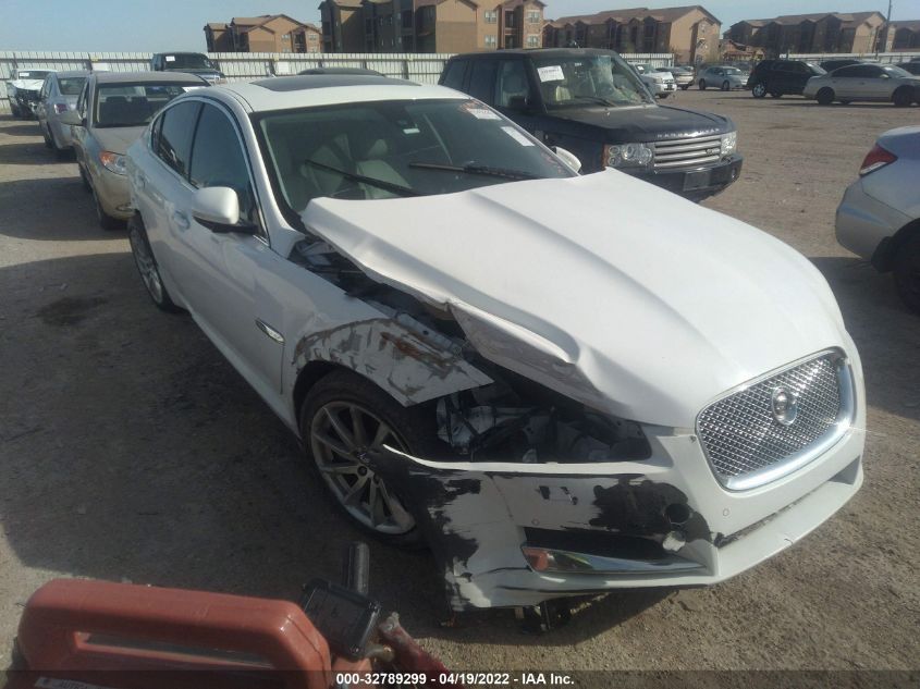 2015 JAGUAR XF I4 T PREMIUM SAJWA0FS0FPU60390