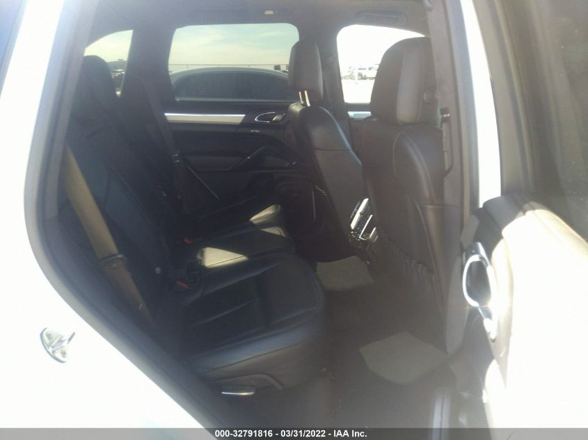 2013 PORSCHE CAYENNE GTS WP1AD2A2XDLA77143