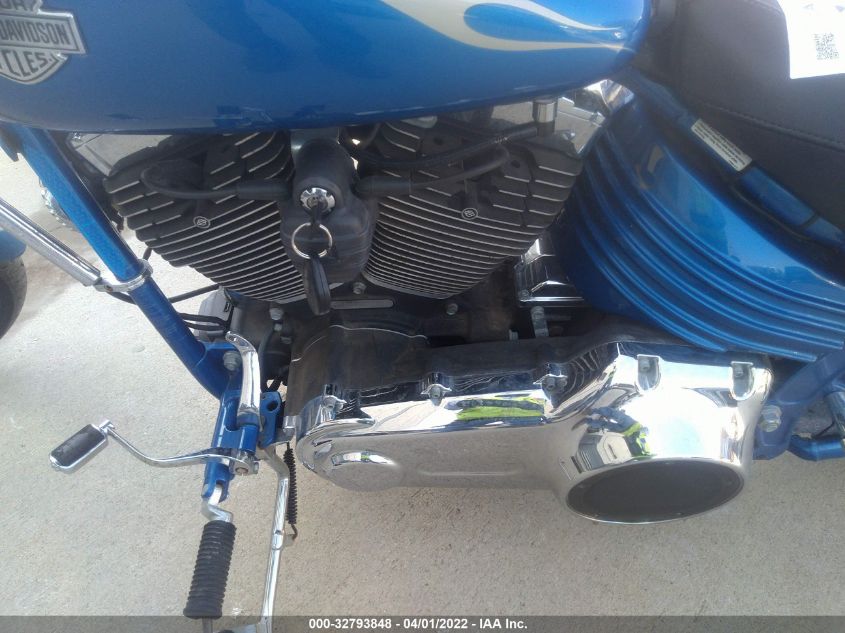 2008 HARLEY-DAVIDSON FXCWC 1HD1JK5188Y075913