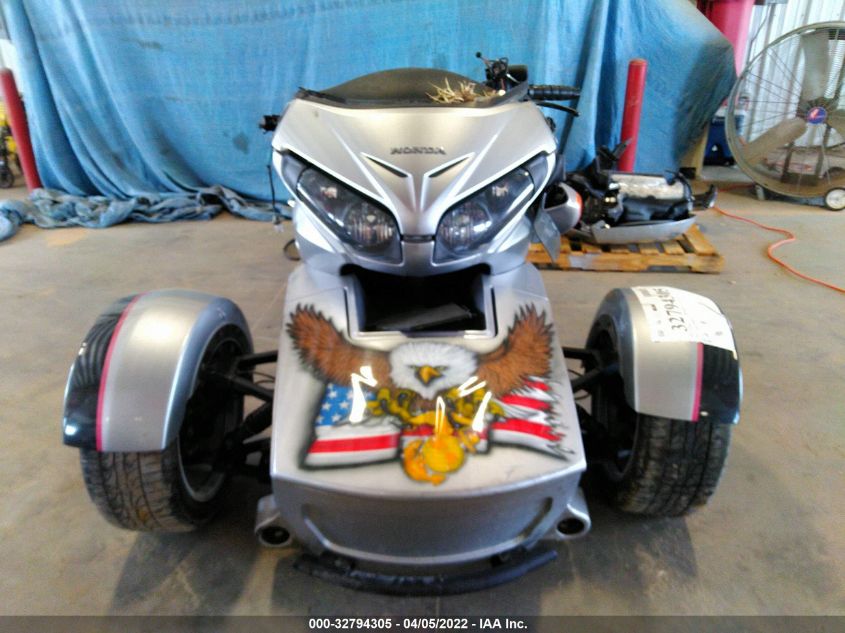 2013 HONDA GL1800 G JH2SC68G4DK100530