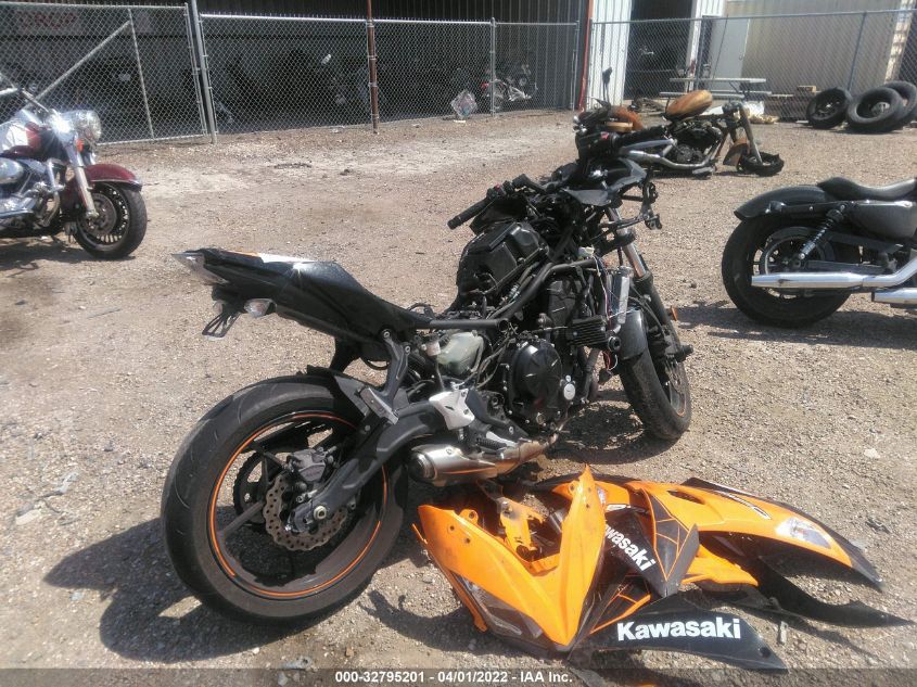 2019 KAWASAKI EX650 F JKAEXEK18KDA32093