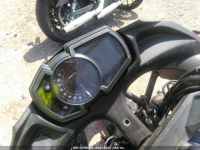 2019 KAWASAKI EX650 F JKAEXEK18KDA32093