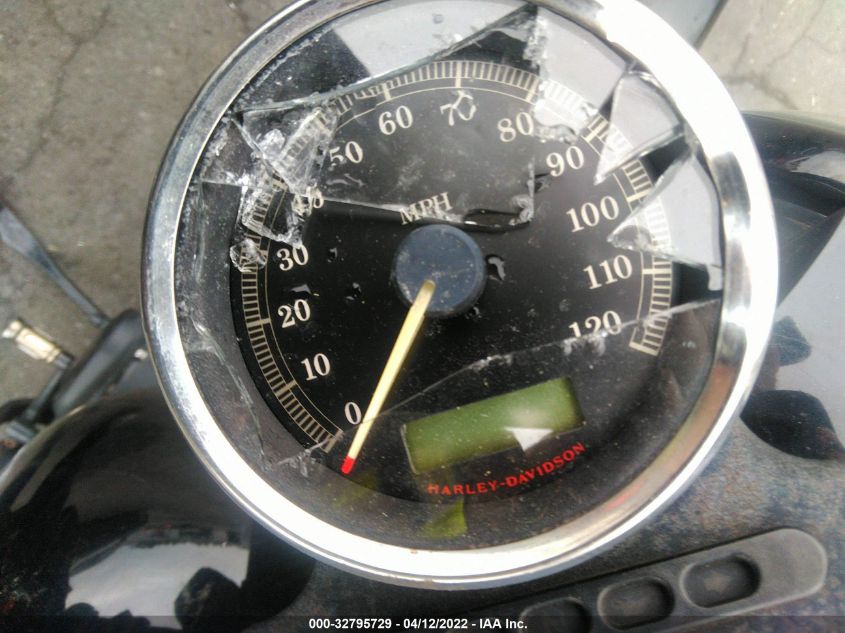 2008 HARLEY-DAVIDSON XL883 1HD4CN2188K402164
