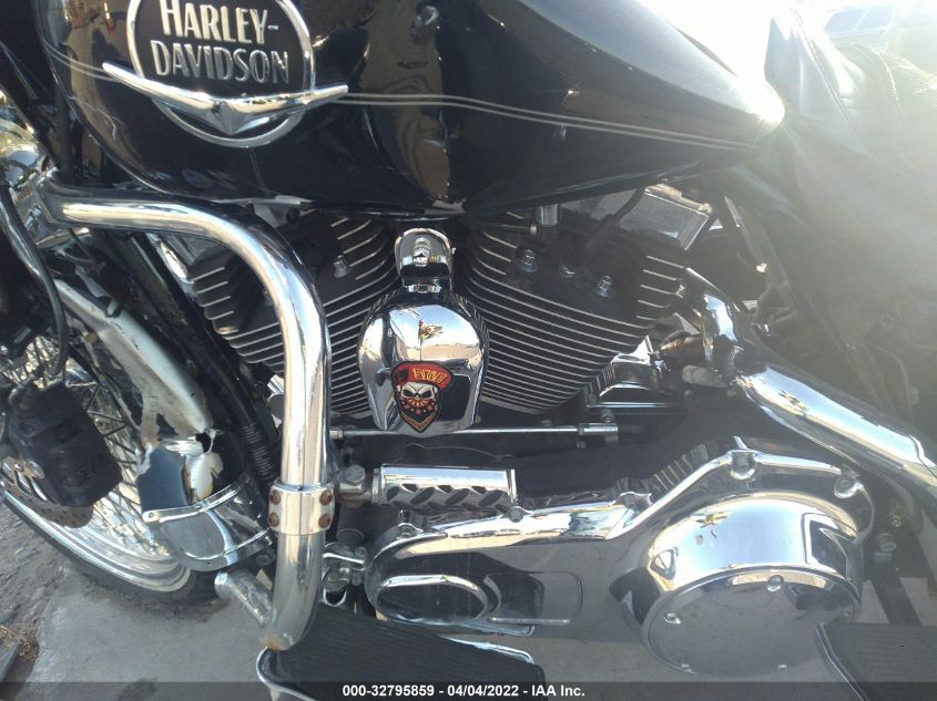 2008 HARLEY-DAVIDSON FLHRC 1HD1FR4178Y616509