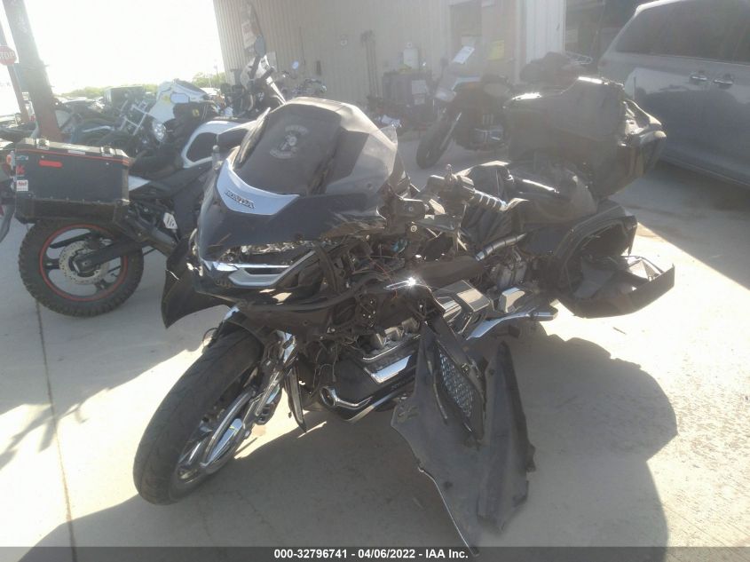 2019 HONDA GL1800 D JH2SC7956KK100674