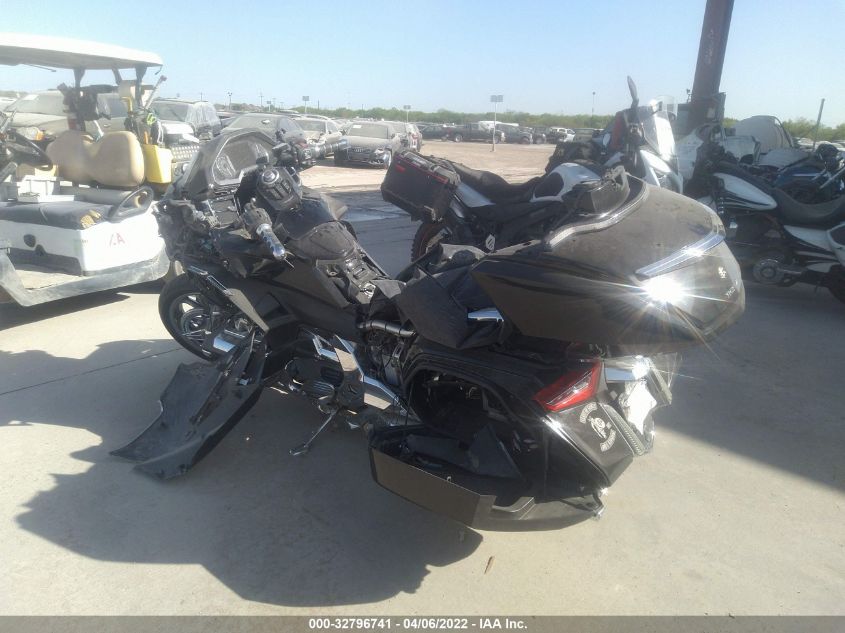 2019 HONDA GL1800 D JH2SC7956KK100674