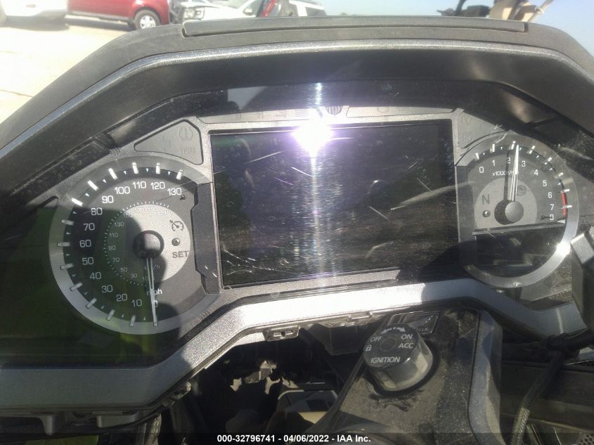 2019 HONDA GL1800 D JH2SC7956KK100674