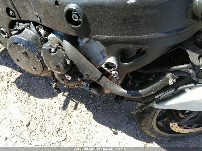 2008 SUZUKI GSX1300 R JS1GX72A282105786