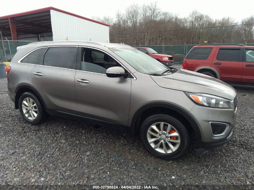 2017 KIA SORENTO LX - 5XYPG4A38HG226318